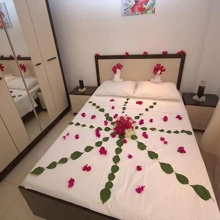 아파트 1 Bedroom At The Famous Cleopatra Beach *