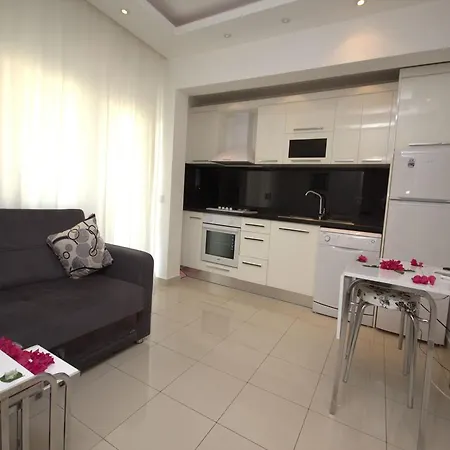 1 Bedroom At The Famous Cleopatra Beach